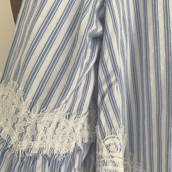 Zara Women’s Blouse - Picture 4 of 4